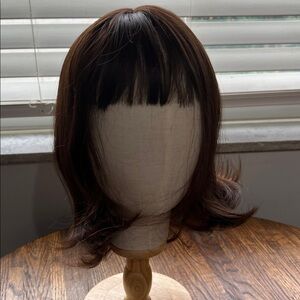 43. Auburn Short Straight Wig adjustable cap